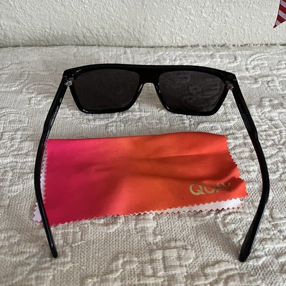 Quay Australia Frontrunner Gloss Black Frame Polarized Sunglasses - Picture 4 of 10